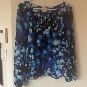 Large Jennifer Lopez blouse